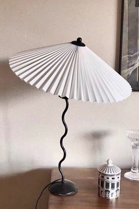 Squiggle Table lamp - morylighting