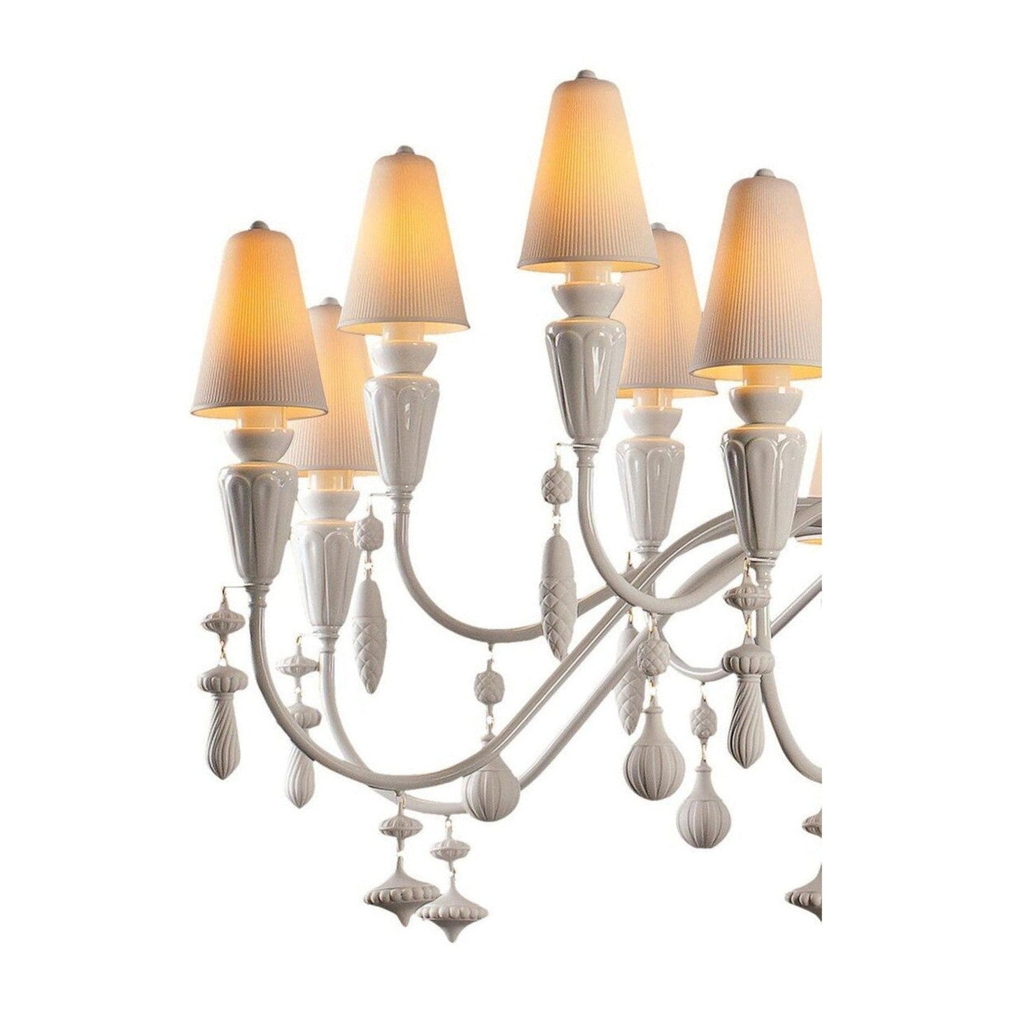 Vintage Nexora 16 Light Chandelier