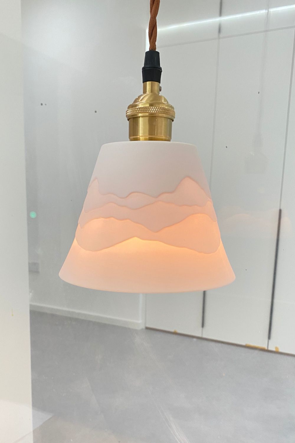 Mountains Shadow Ceramic Pendant Lamp - morylighting