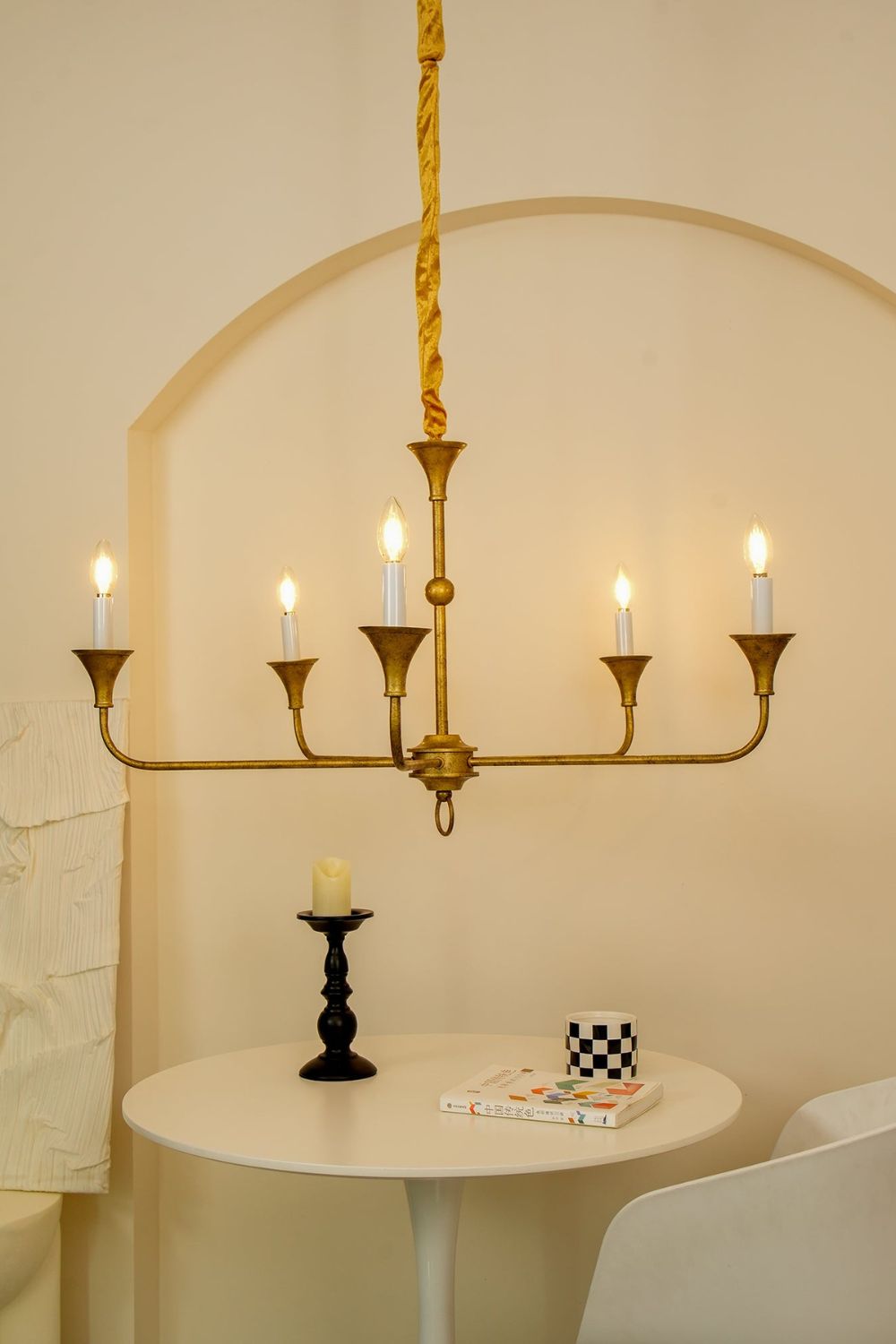 Rustic Vintage Cecil Chandelier - view 2 | morylighting