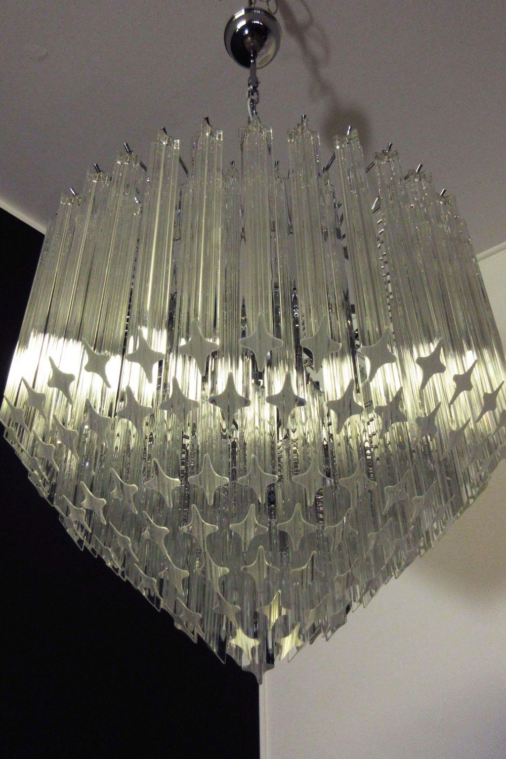 Contemporary Art Quadriedri Prism Chandelier - view 16 | morylighting