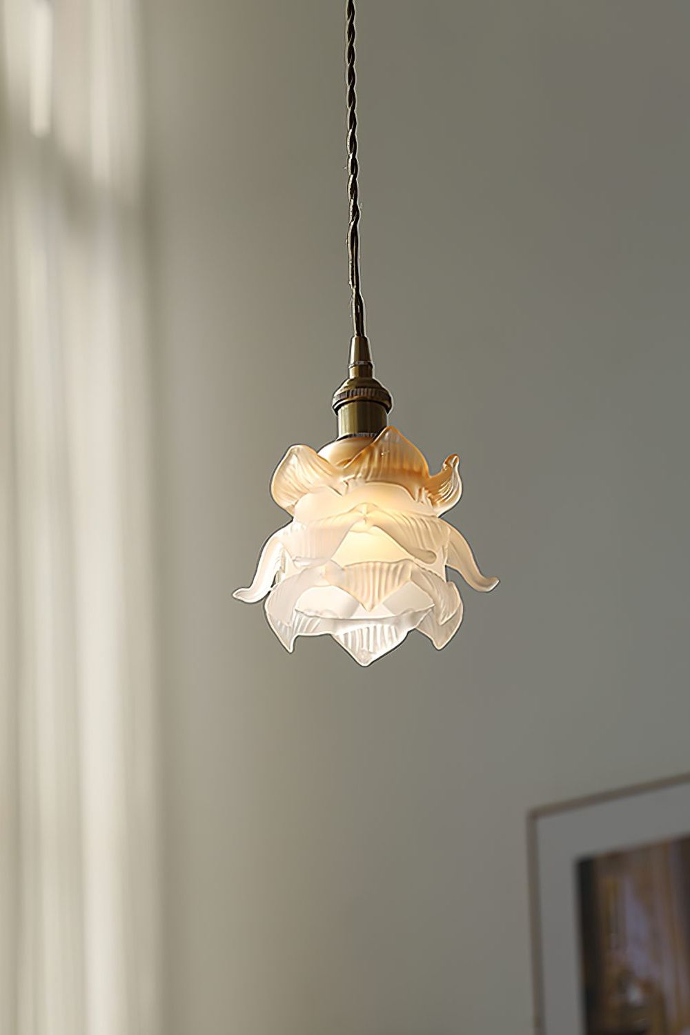 1970 Retro Bloom Glass Pendant Light - view 2 | morylighting