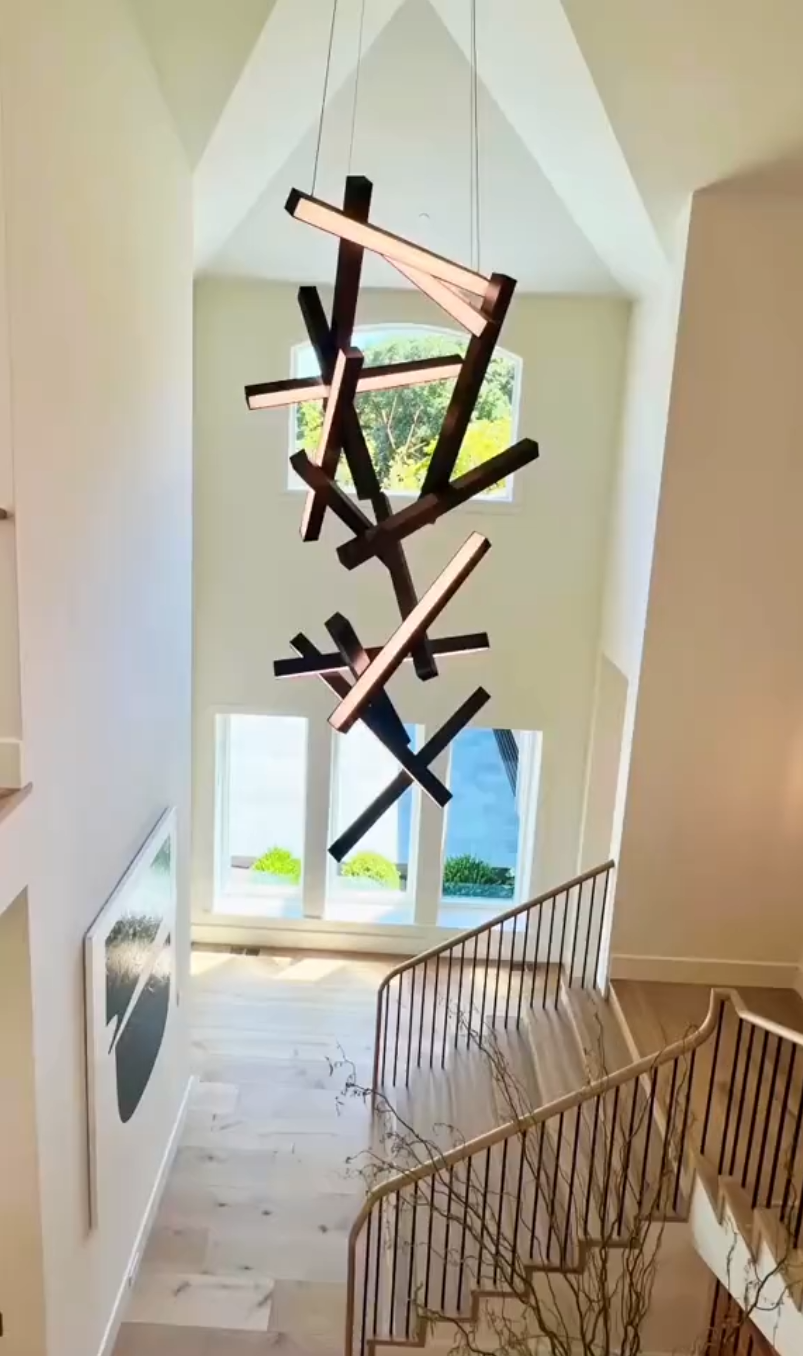 Modern Vertical Geometric Aluminum Chandelier for Staircase/Foyer/High-ceiling