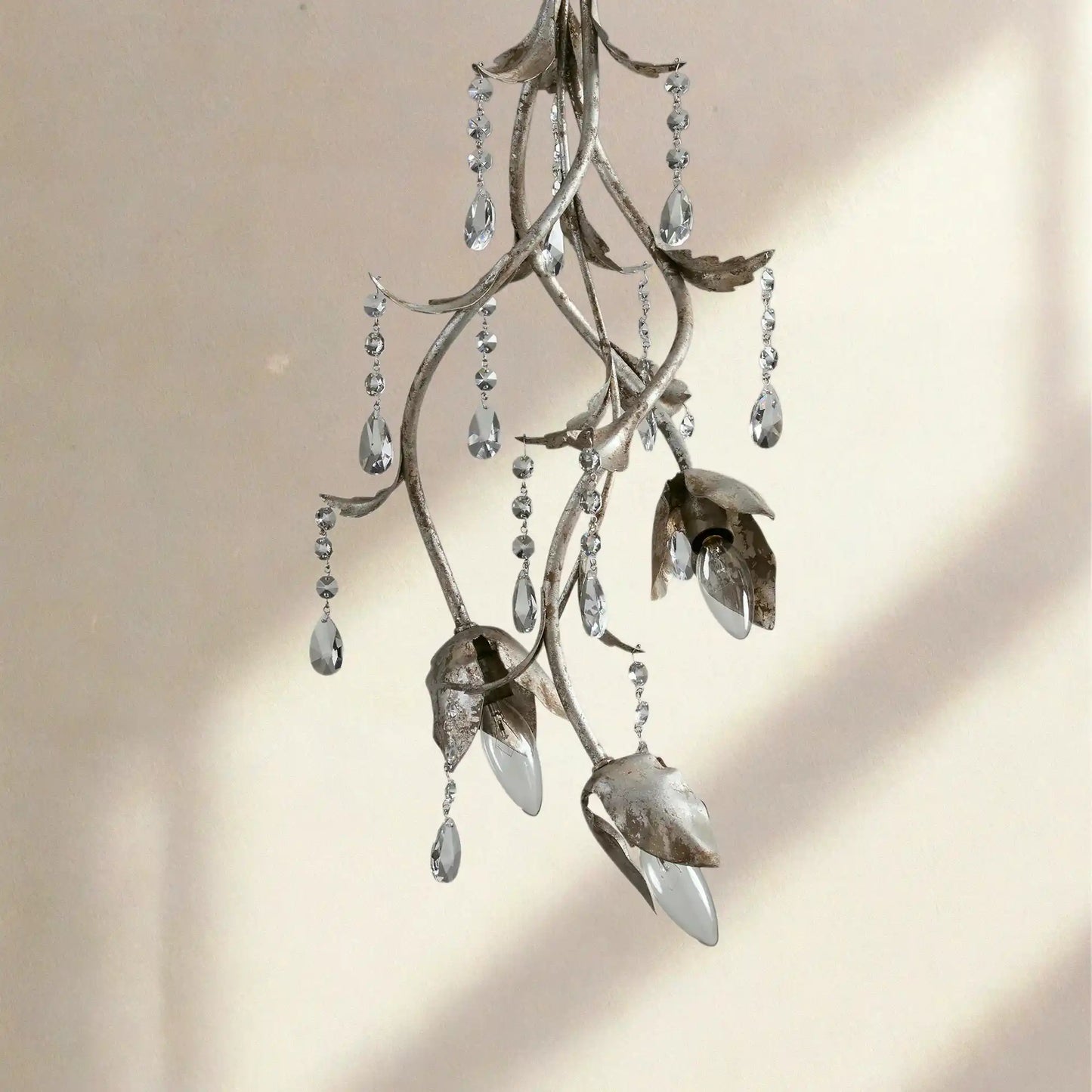 Viticcia 28" Pendant