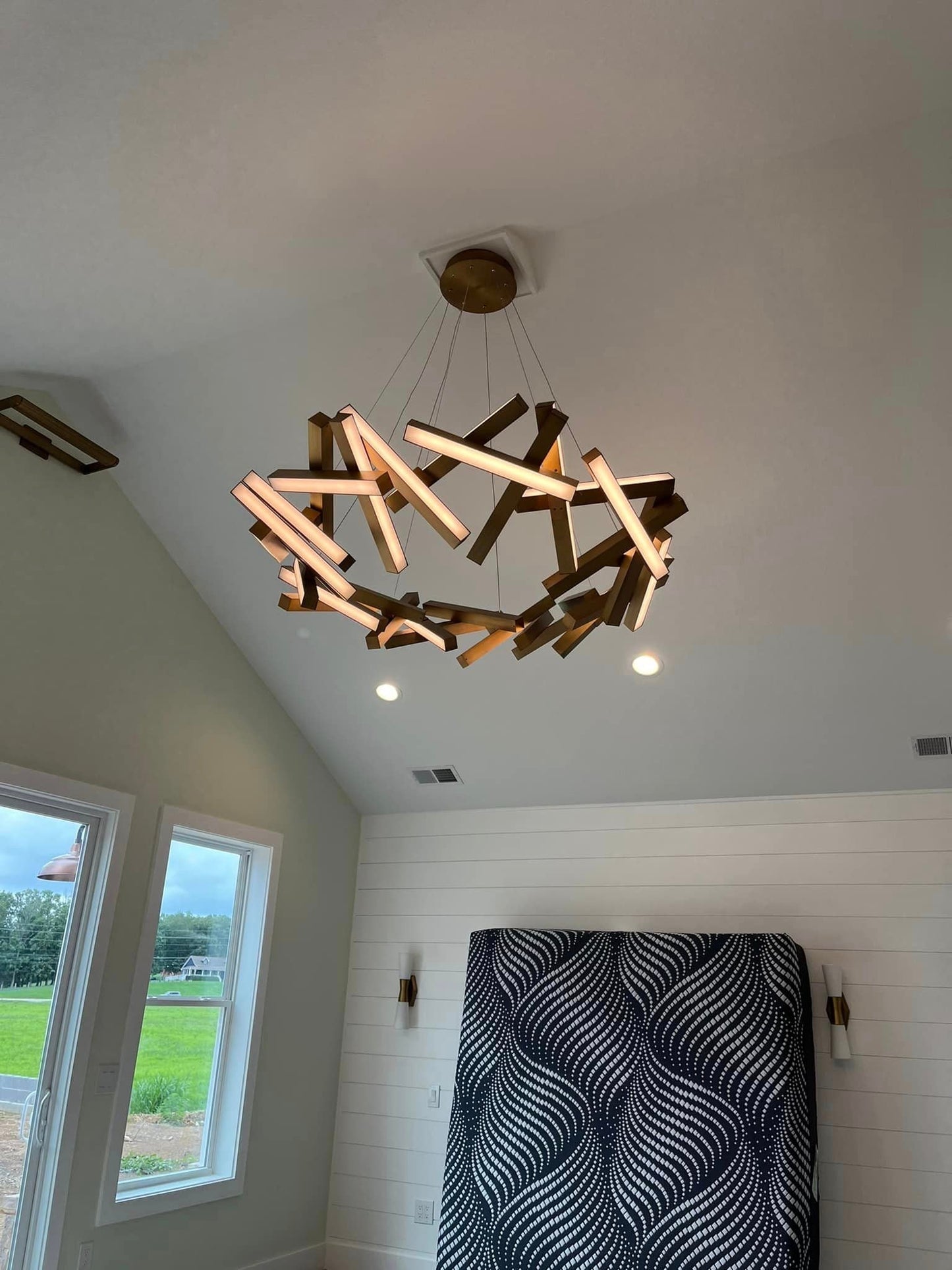 Modern Round/Linear Geometric Aluminum LED Chandelier for Dining Room/Bedroom