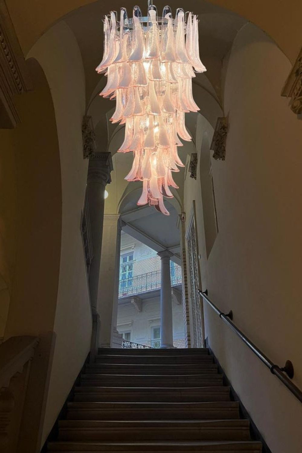 Italian Vintage Pink Spiral Art Chandelier - view 2 | morylighting