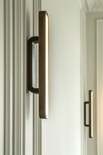 Hublot alabaster wall sconce