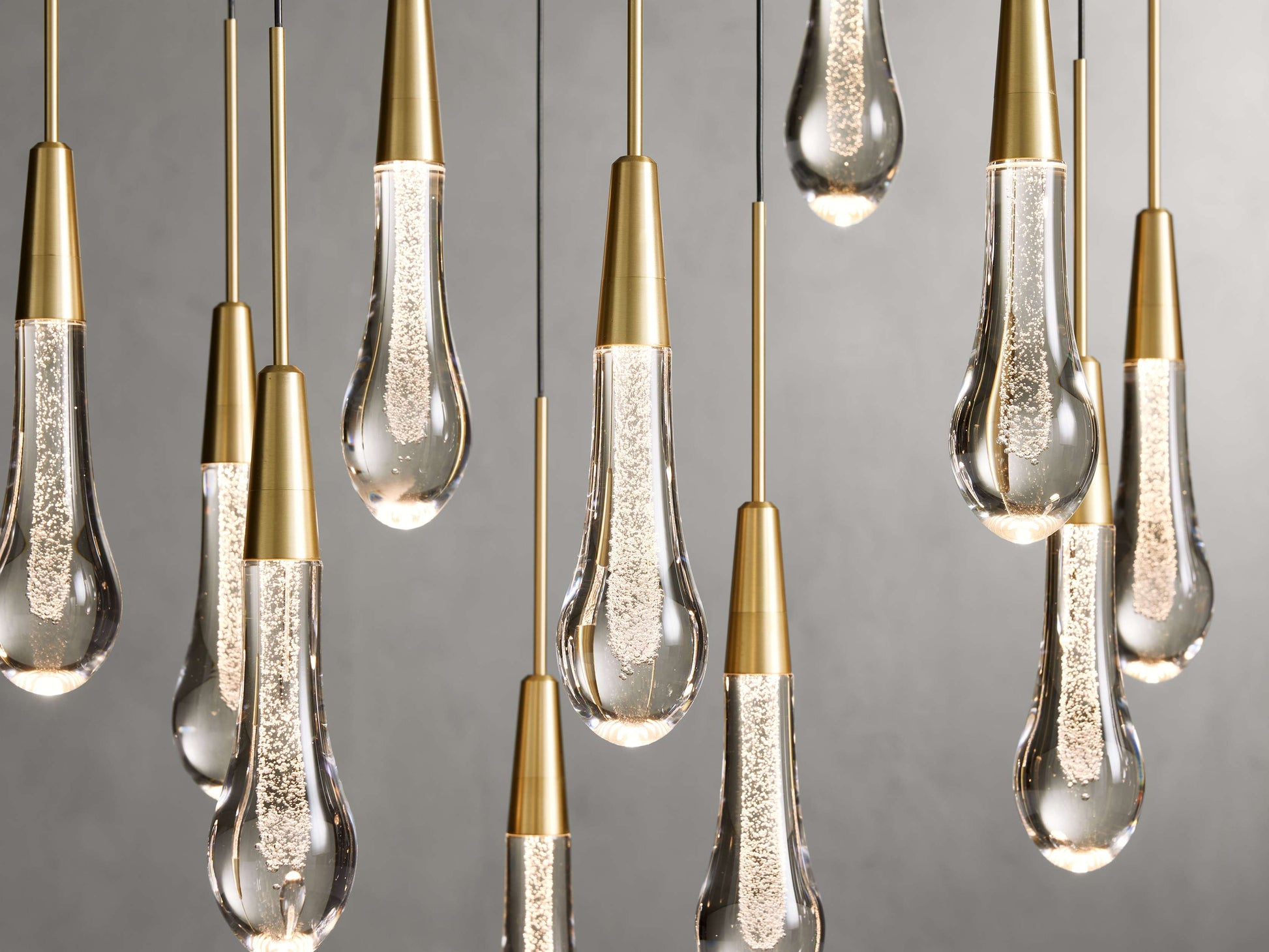 Soltaire Linear Chandelier 37" 50" 60" 70" 87" 120" | Morylighting (26)