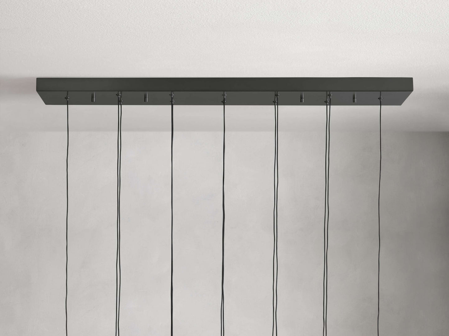 Soltaire Linear Chandelier 37" 50" 60" 70" 87" 120" | Morylighting (29)