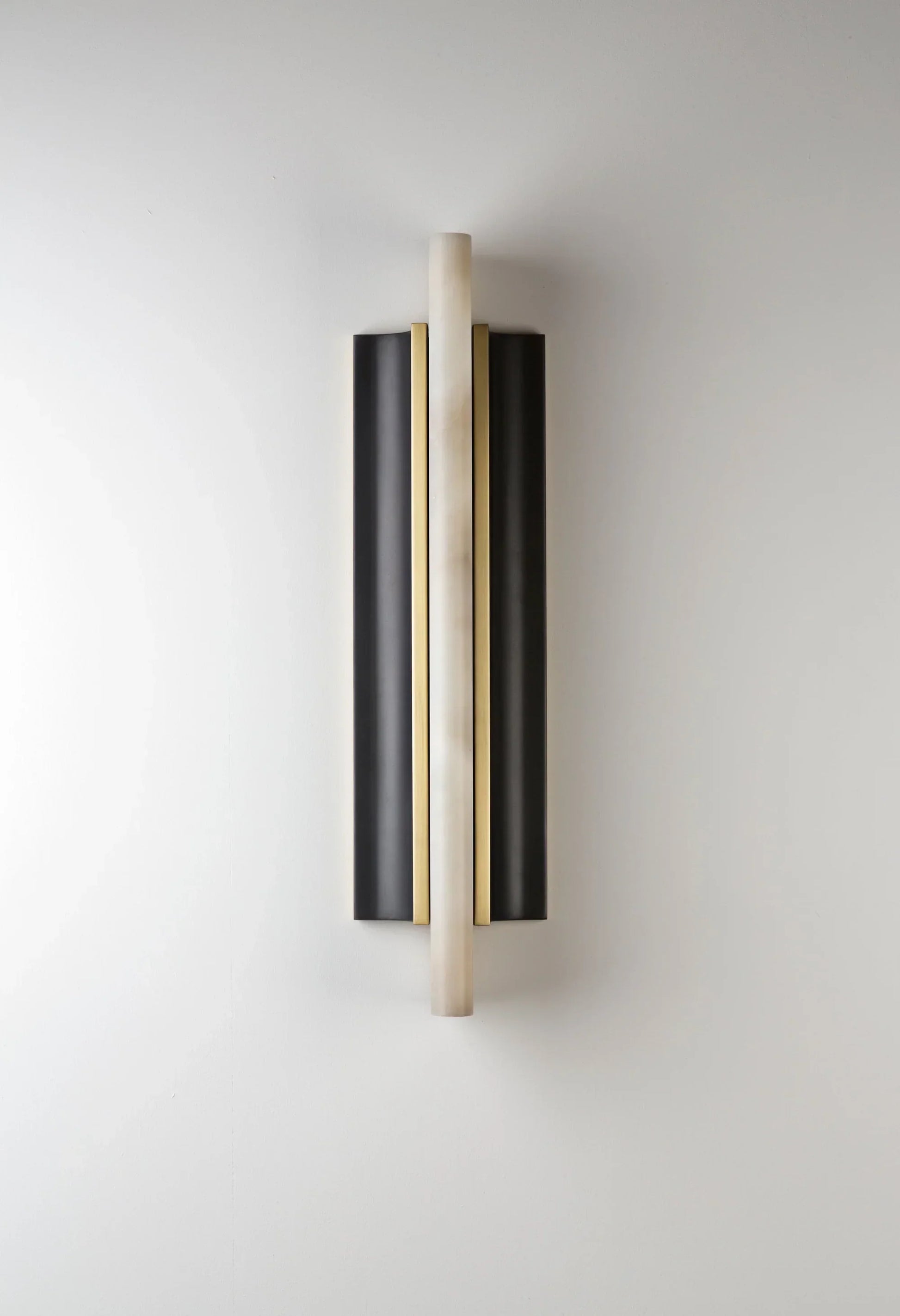 Timide Alabaster Sconce