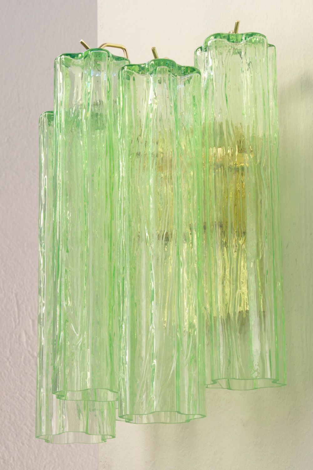 Bright Green Art Glass Wall Lamp - view 5 | morylighting