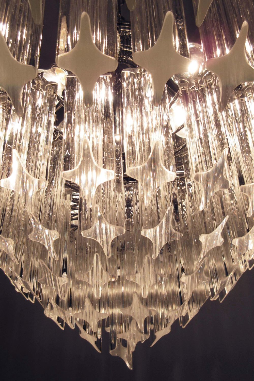Contemporary Art Quadriedri Prism Chandelier - view 13 | morylighting