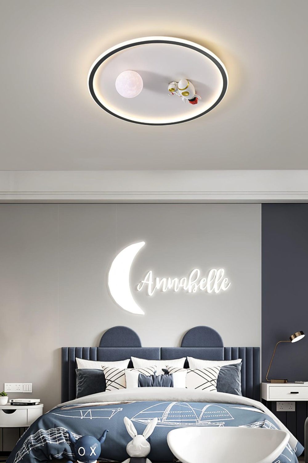Astronaut Ceiling Lamp - view 7 | morylighting