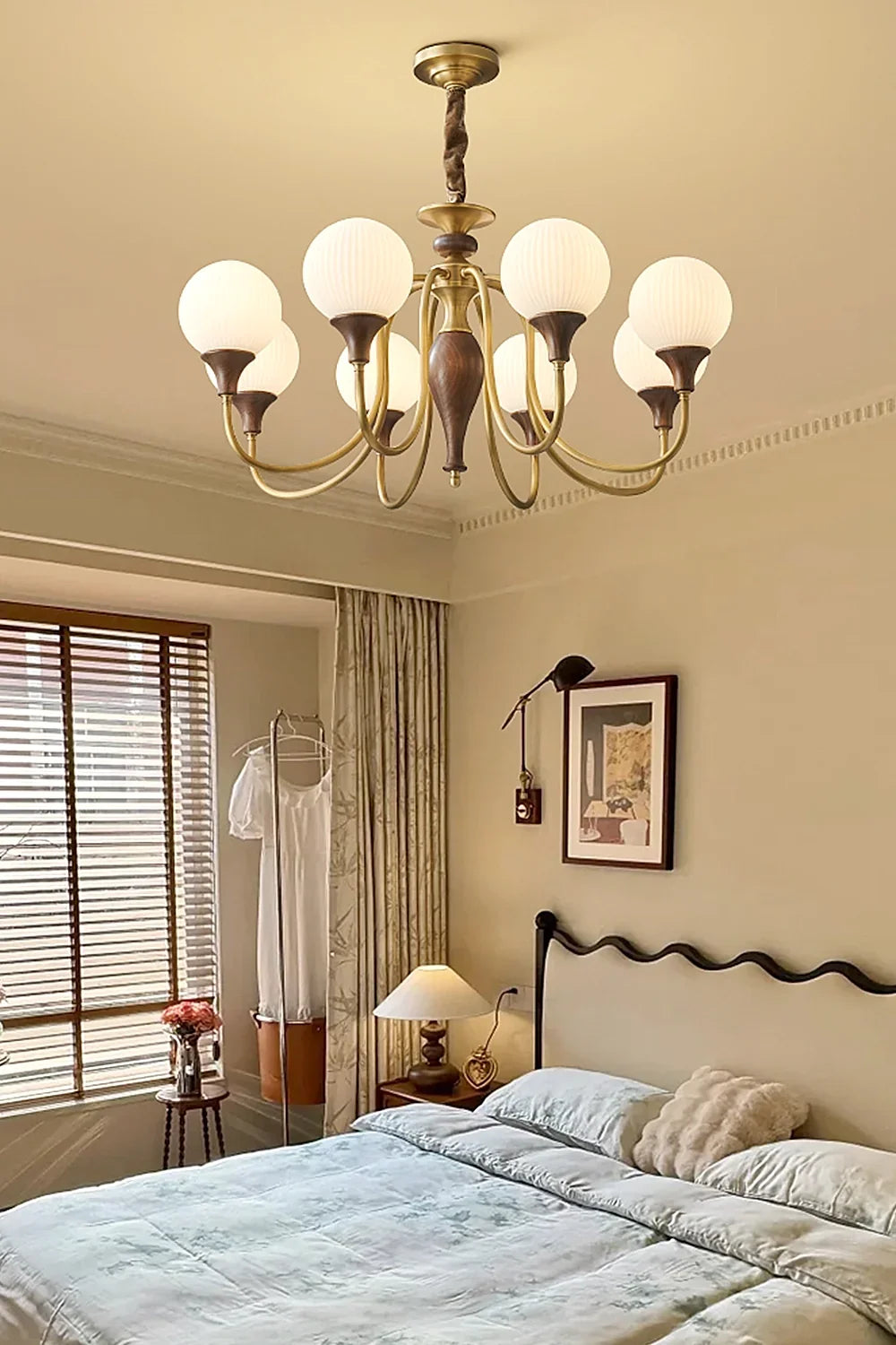 Brass Vintage Walnut Chandelier - view 5 | morylighting