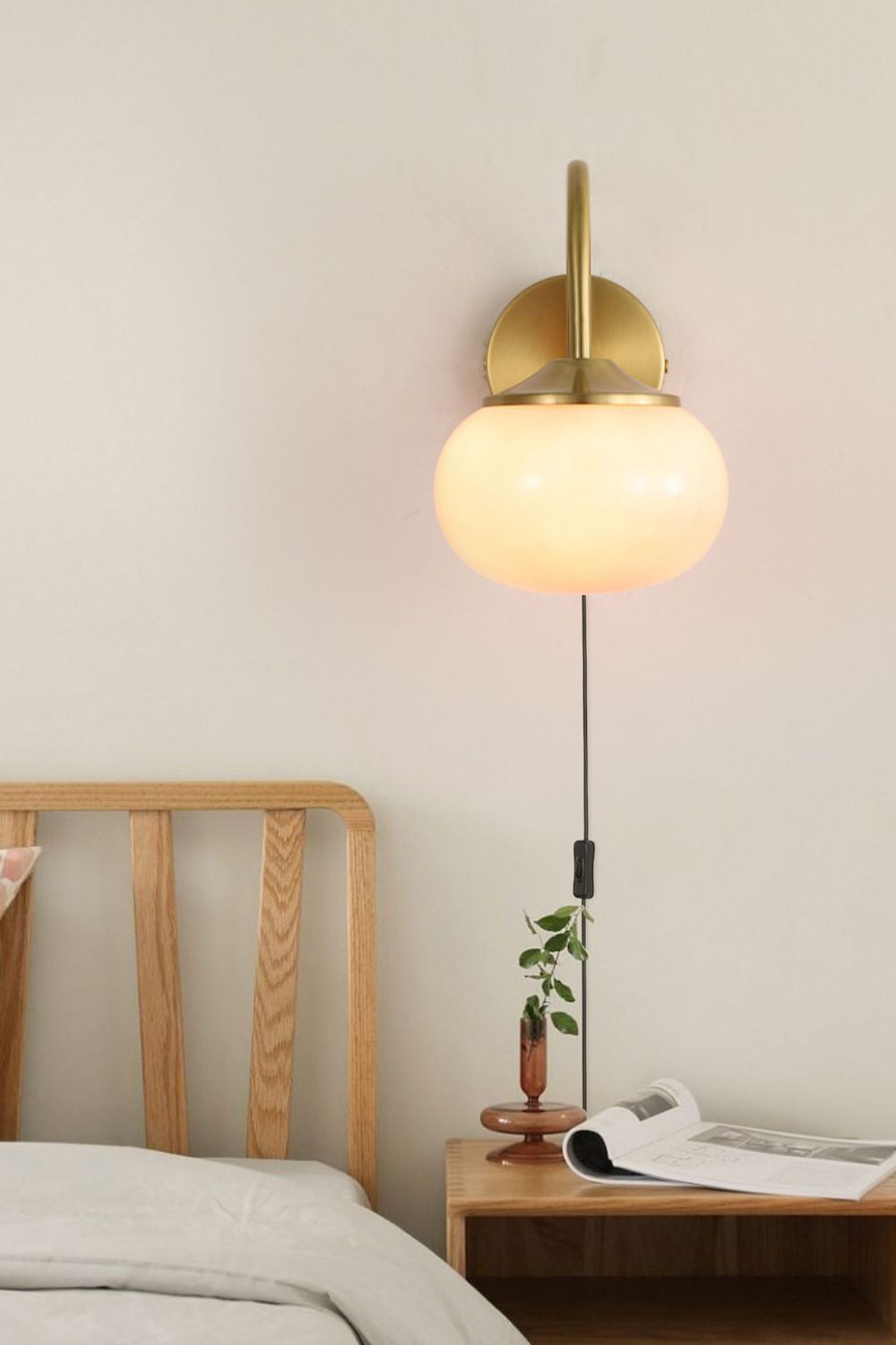 Bubble Glass Marshmallow Sconce Plug Version - view 4 | morylighting