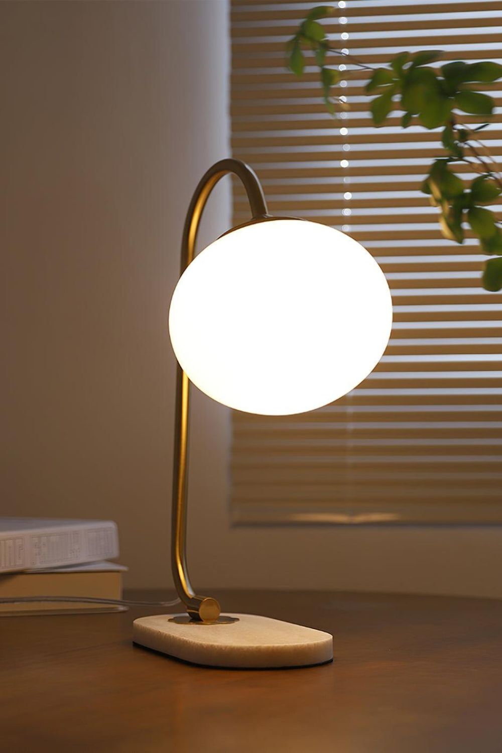 Bubble Glass Marshmallow Table Lamp - view 10 | morylighting