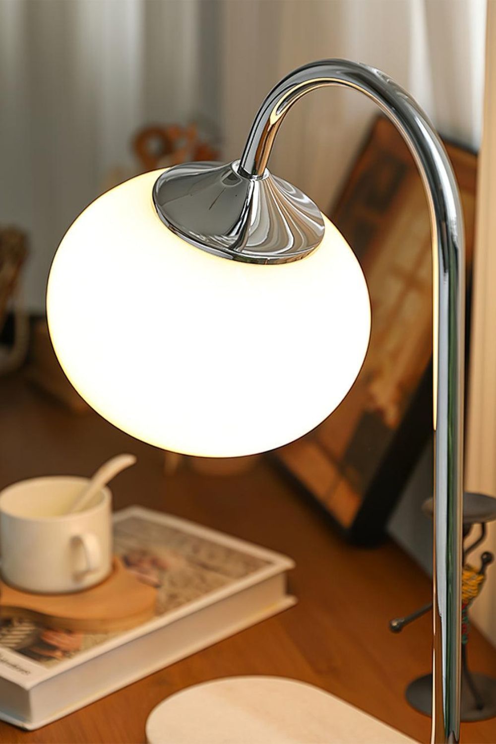 Bubble Glass Marshmallow Table Lamp - view 3 | morylighting