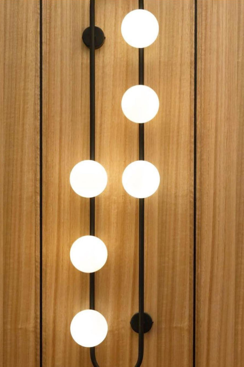 Buch Wall Lamp - morylighting
