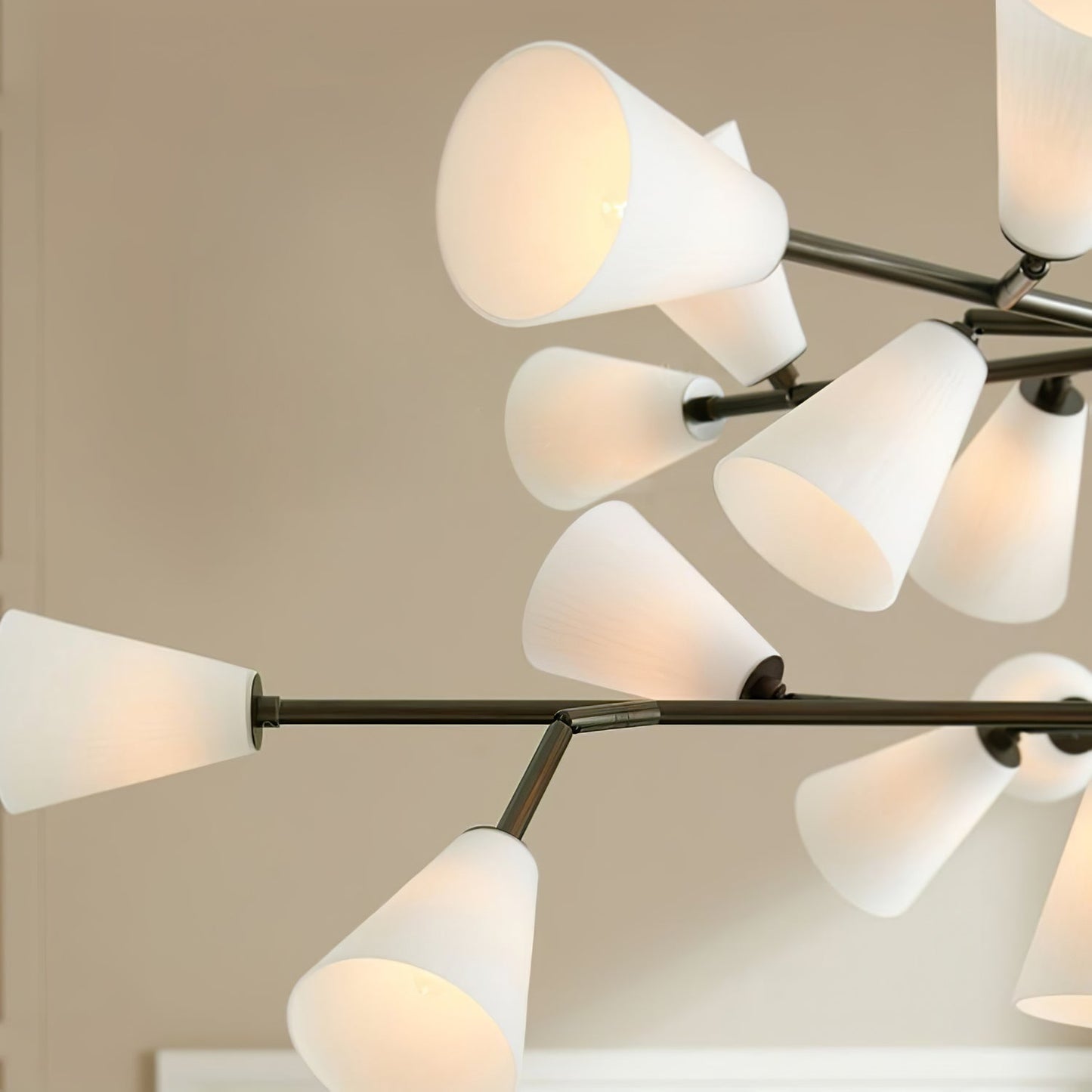 Cassius Chandelier - morylighting