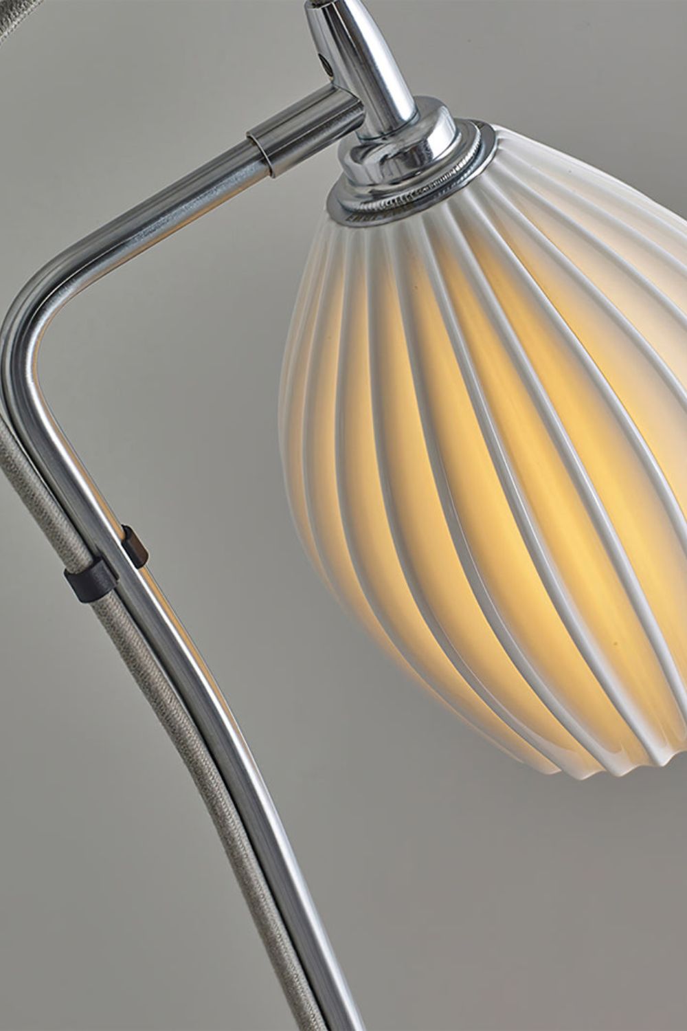 Ceramic Ribbed Floor Lamp - morylighting