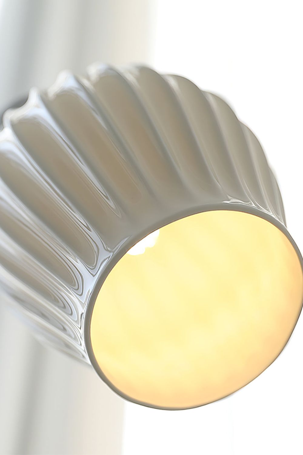 Ceramic Ribbed Floor Lamp - morylighting