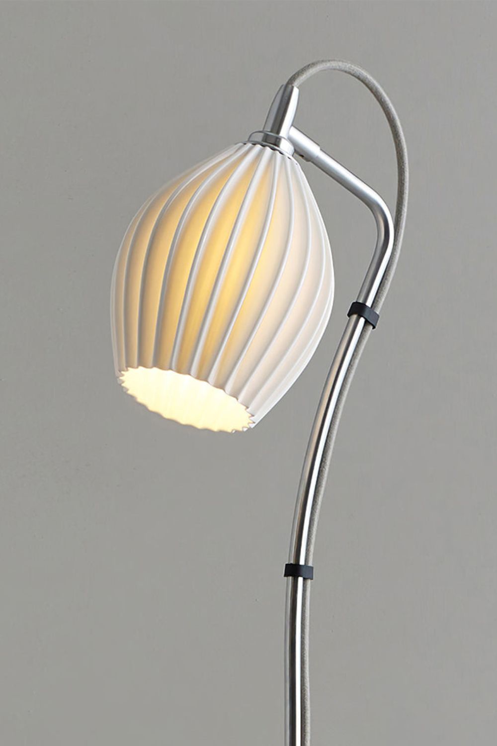 Ceramic Ribbed Floor Lamp - morylighting