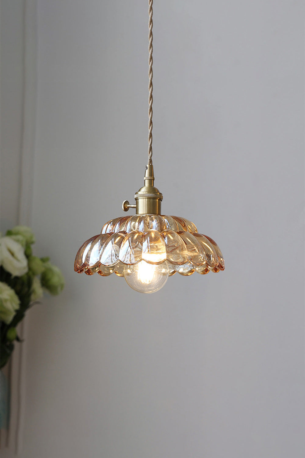 Clear Blossom Glass Shade Pendant Lamp - view 2 | morylighting