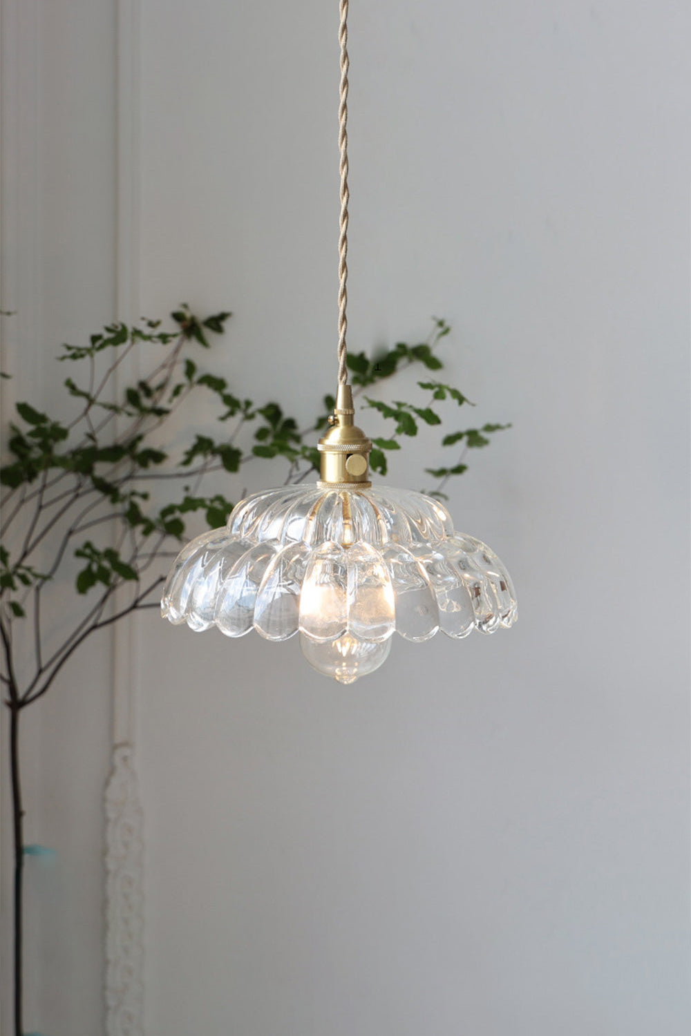 Clear Blossom Glass Shade Pendant Lamp - view 7 | morylighting