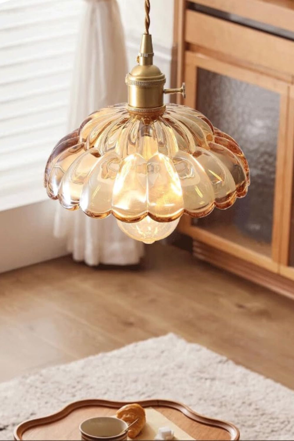 Clear Blossom Glass Shade Pendant Lamp - view 9 | morylighting