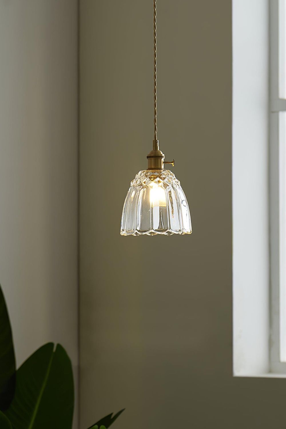 Clear Glass Fulbright Pendant Light - view 4 | morylighting