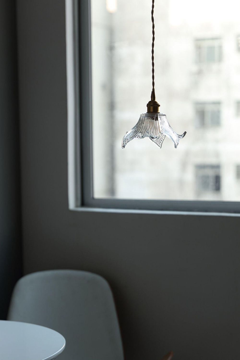Clear Petal Glass Pendant Lamp - view 7 | morylighting
