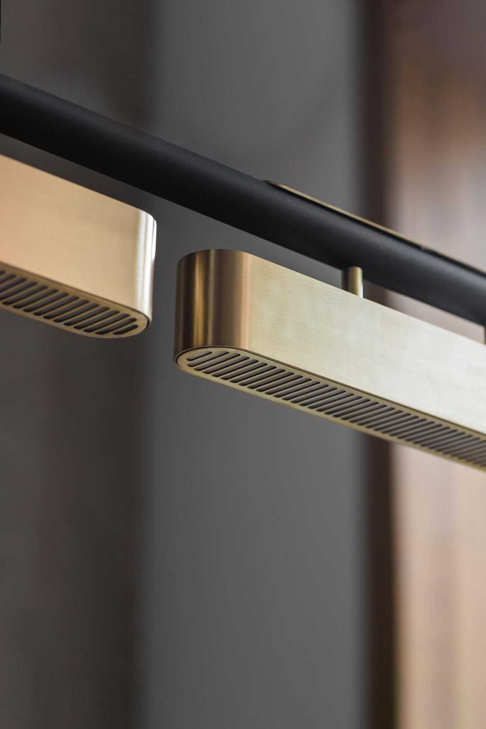 Colt Pendant Light - morylighting