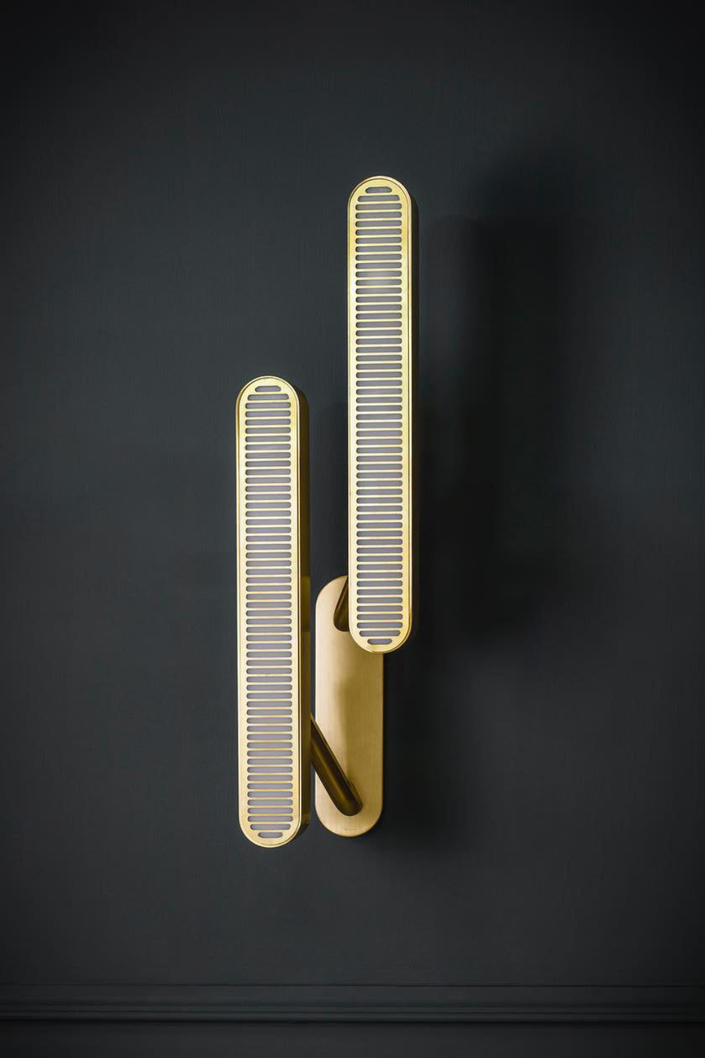 Colt Wall Light - morylighting