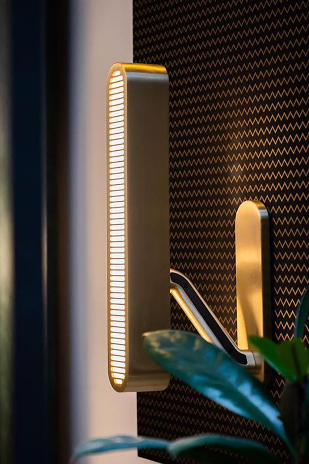 Colt Wall Light - morylighting