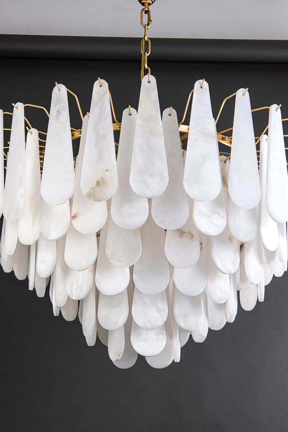 Cora Chandelier - morylighting
