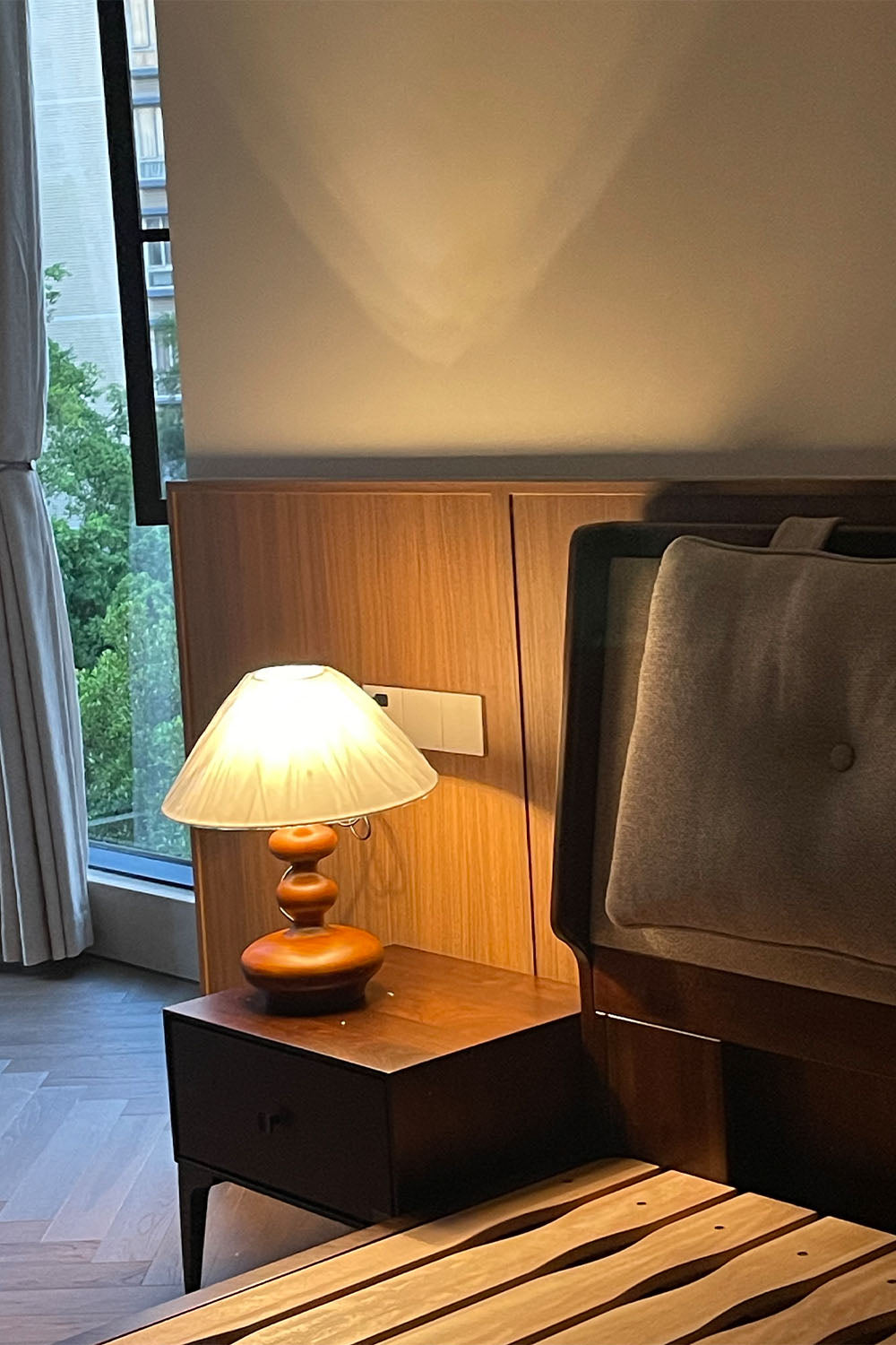 Crigler Table Lamp - view 21 | morylighting