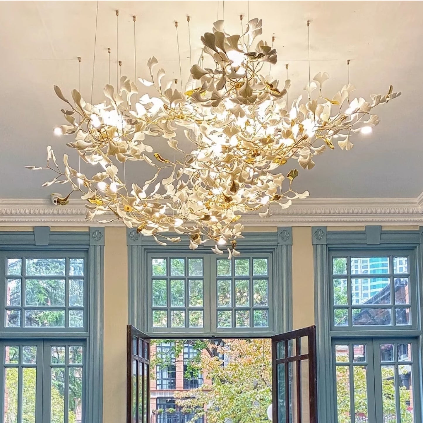 Gingko Leaves Ceramics Spiral Branch Chandelier