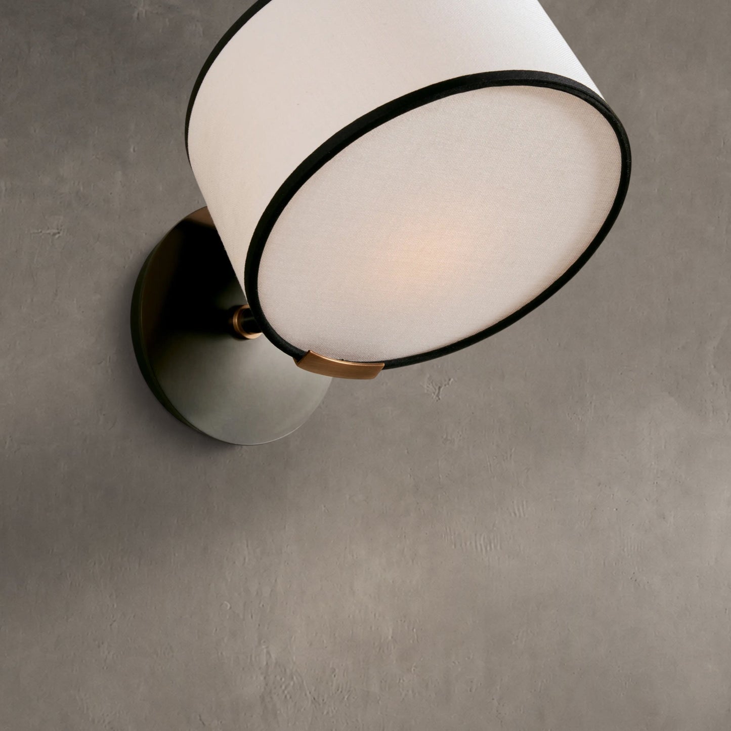 Daphne Sconce