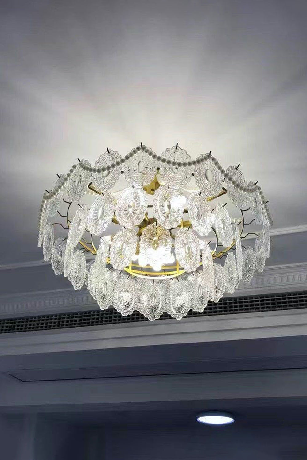Embossed Pearls Glass Chandelier - morylighting