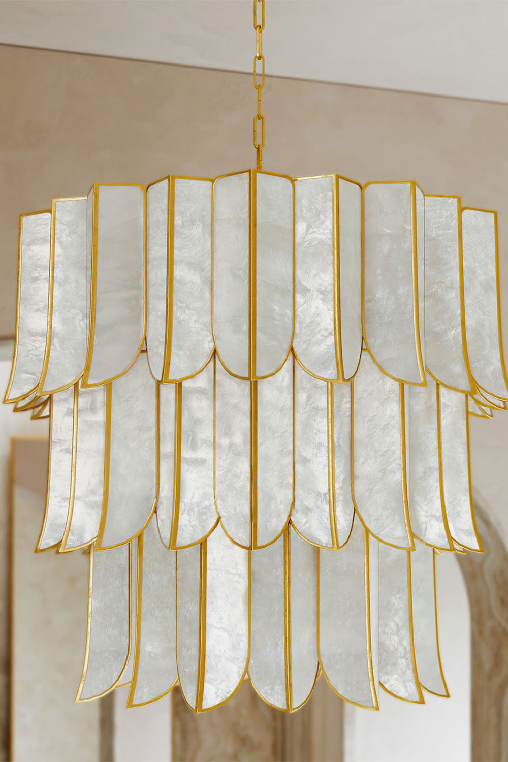 French Retro Shell Chandelier - view 4 | morylighting