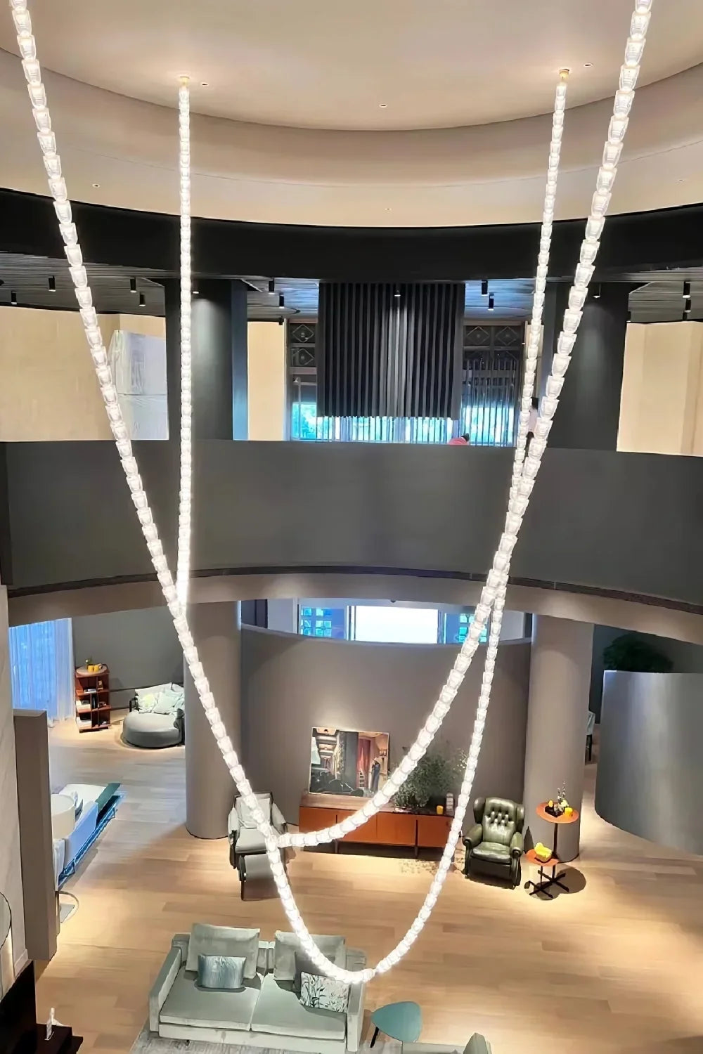 Gabriel Chandelier G - view 4 | morylighting