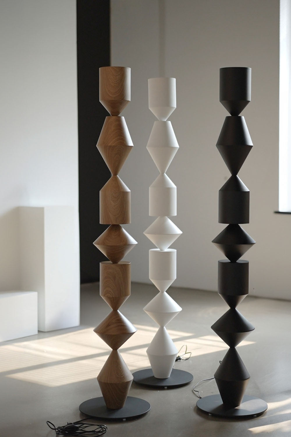 Geometric Floor Lamp - view 16 | morylighting