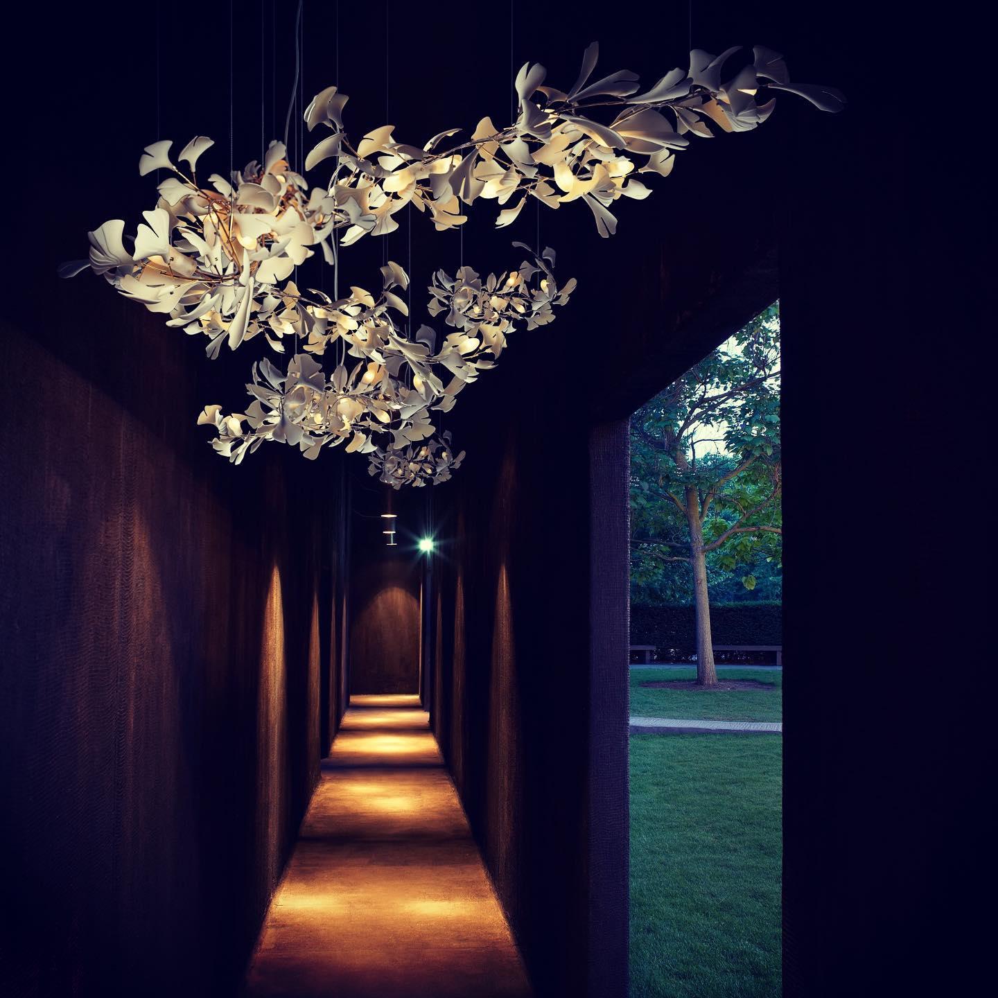 Gingko Leaves Ceramics Spiral Branch Chandelier