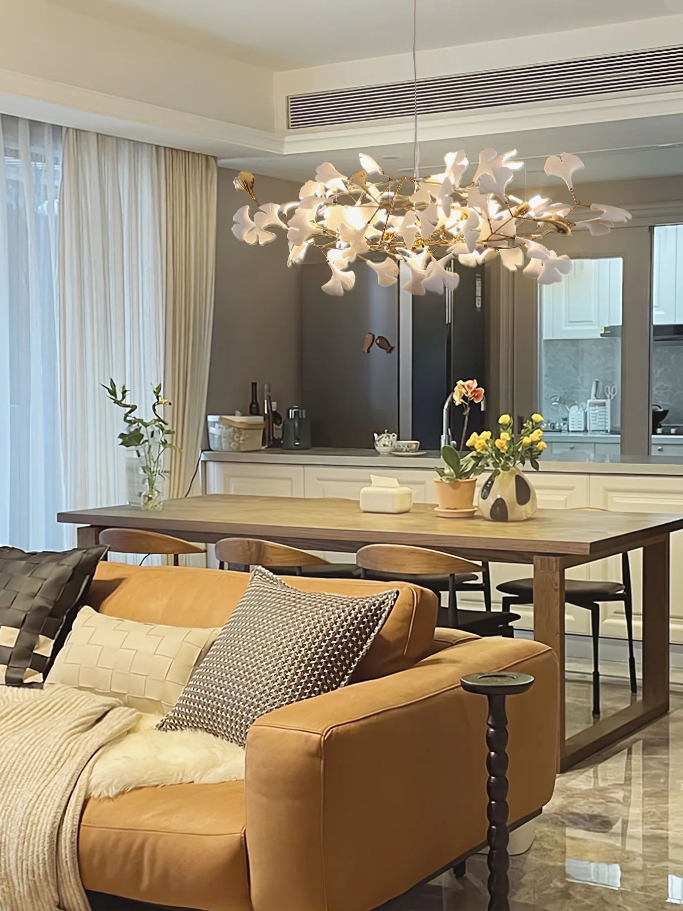 Gingko Leaves Ceramics Spiral Branch Chandelier