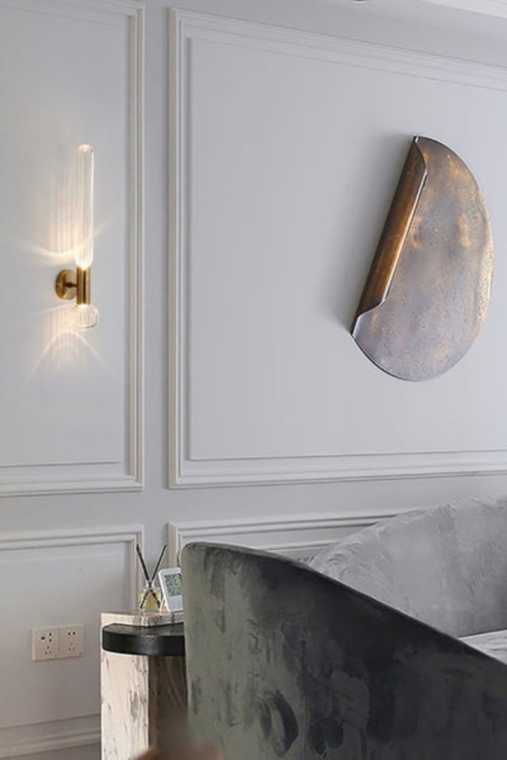 Glaive Glass Wall Lamp - view 5 | morylighting