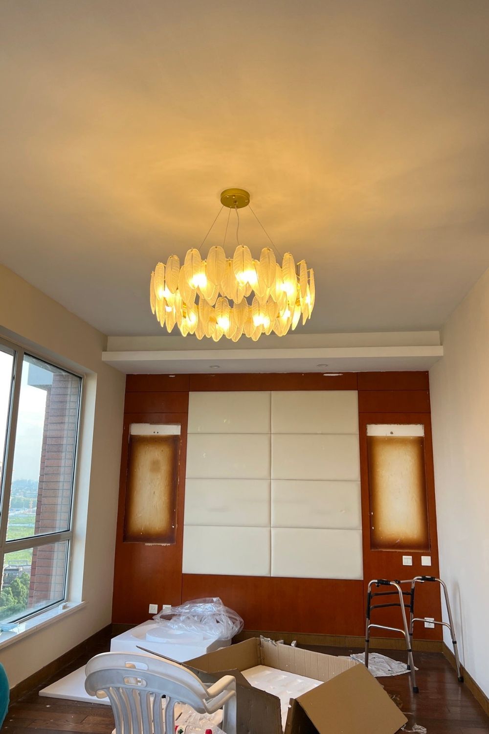 Glass Feather Chandelier - morylighting