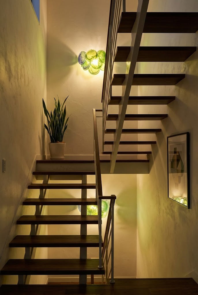 Green Art Glass Discs Wall Lamp - view 5 | morylighting