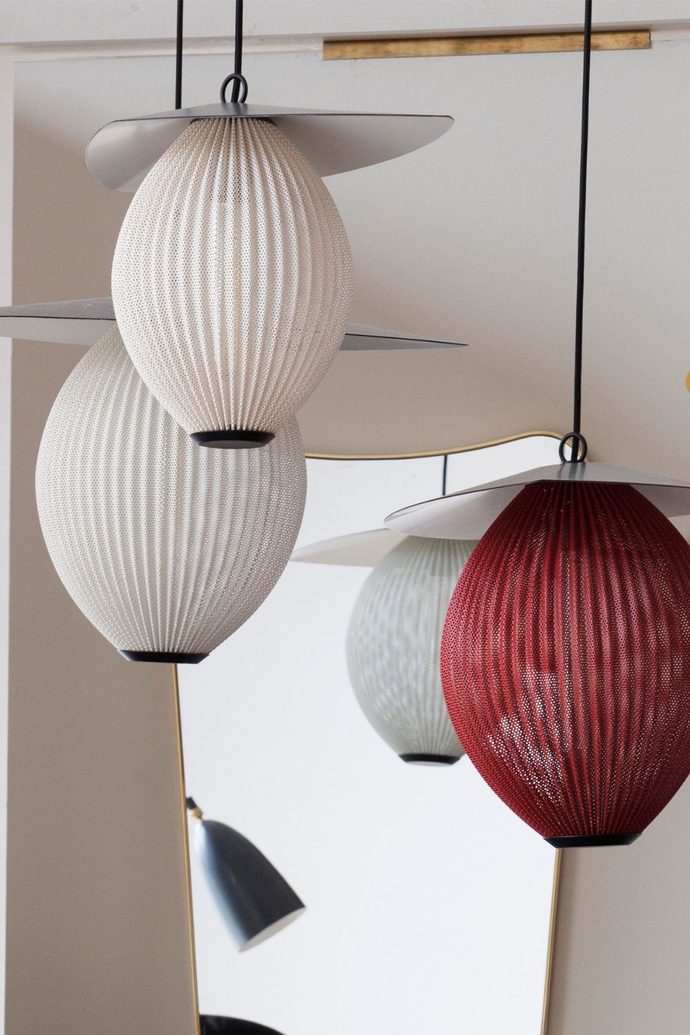 Gubi Satellite Pendant Lamp - morylighting