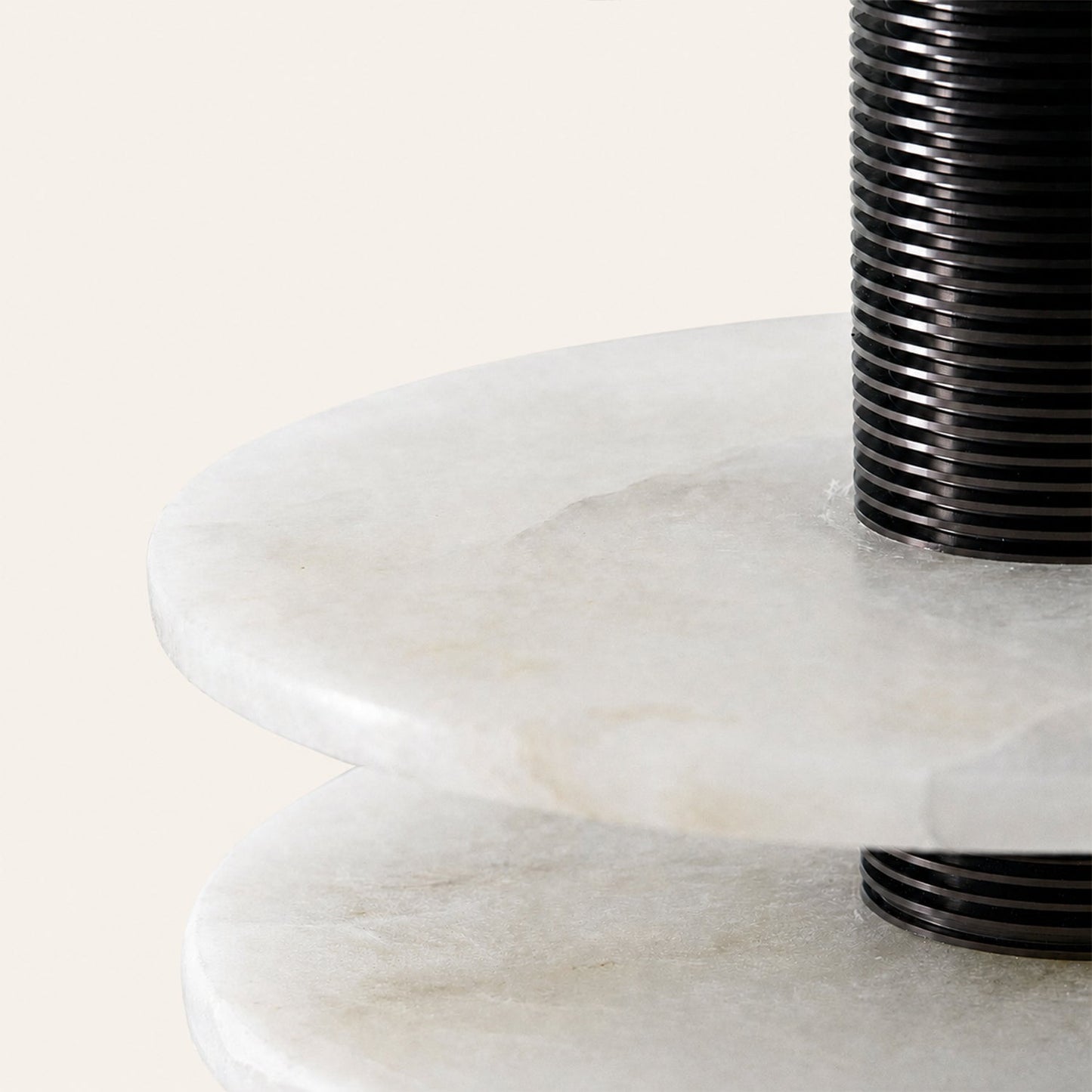 Median Alabaster Mono 2 Pendants
