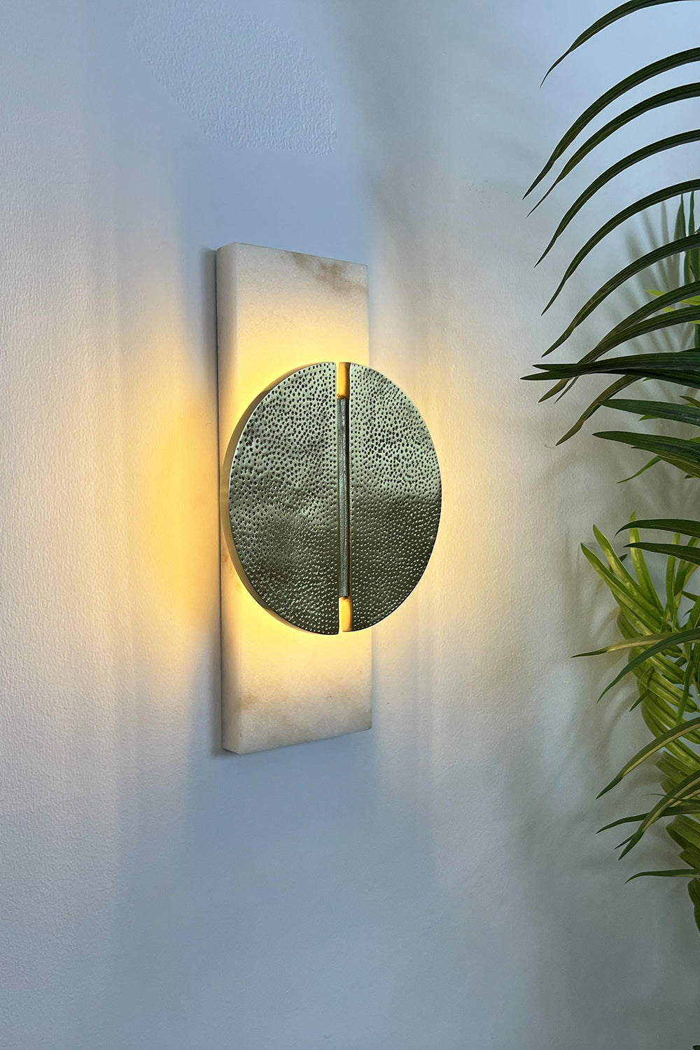 Halo Sconce Style Wall Lamp - view 4 | morylighting